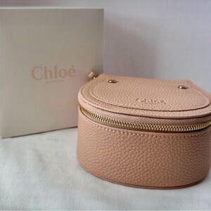 Brand New Chloe’ Parfum Pink Zip Around Jewelry Case Novelty GWP